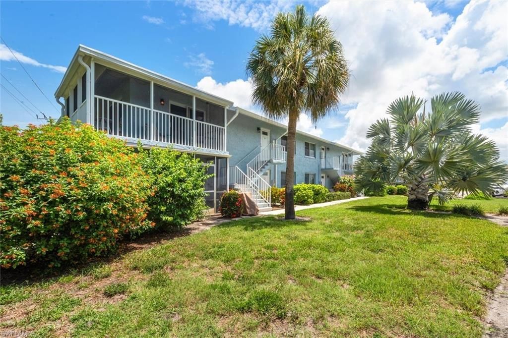 200 Palm DR 4, Naples, FL 34112