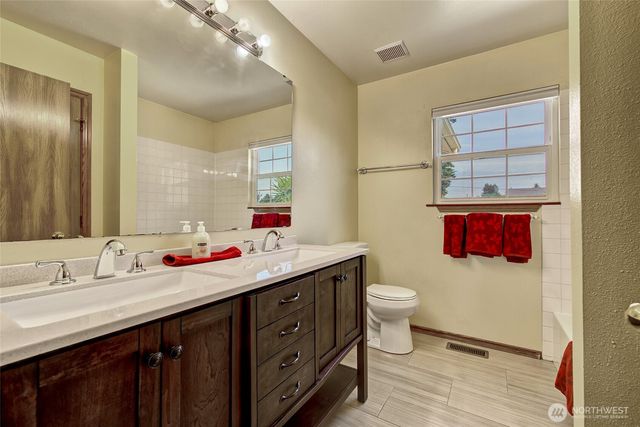912 137th Street SW, Everett, WA 98204