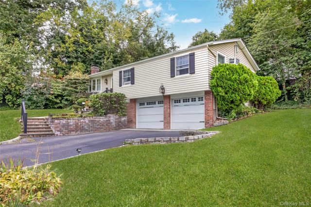 146 Elm Street, Ronkonkoma, NY 11779