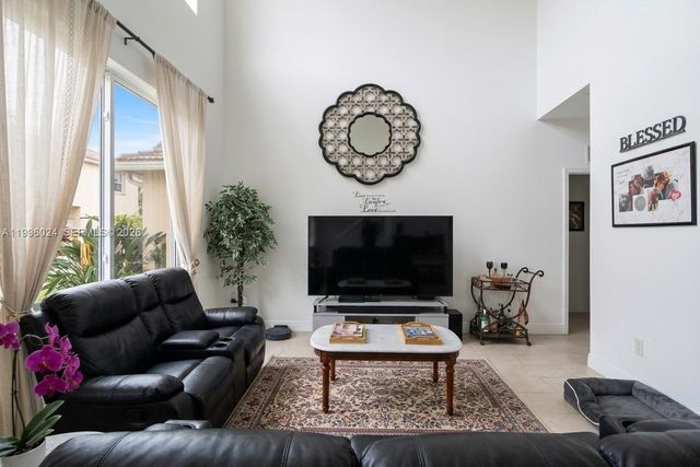 1910 SE 14th Circle, Homestead, FL 33035