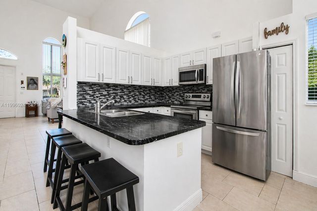 1910 SE 14th Circle, Homestead, FL 33035
