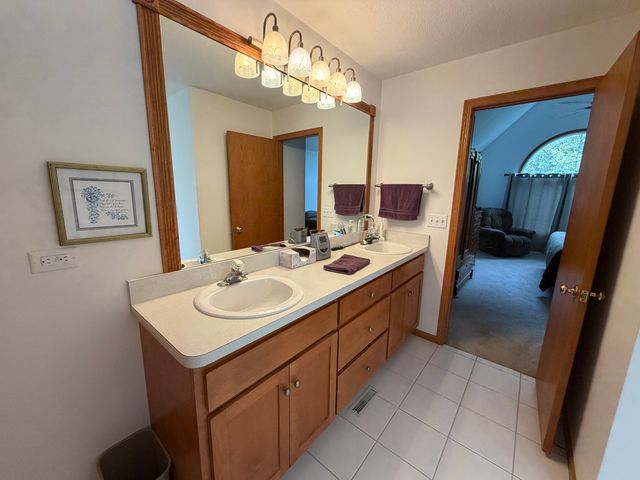 26033 W Lauren Drive, Channahon, IL 60410