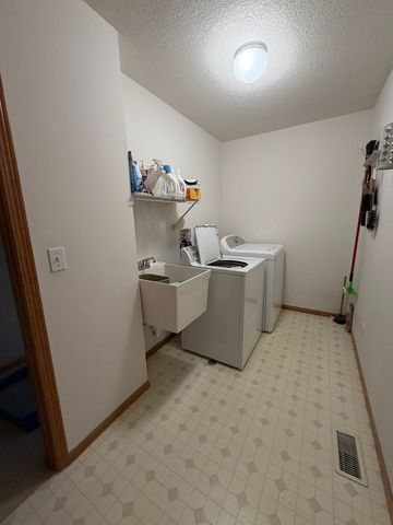 26033 W Lauren Drive, Channahon, IL 60410