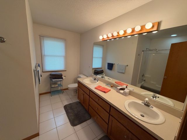 26033 W Lauren Drive, Channahon, IL 60410