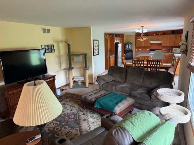 26033 W Lauren Drive, Channahon, IL 60410