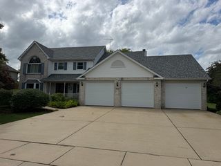 26033 W Lauren Drive, Channahon, IL 60410
