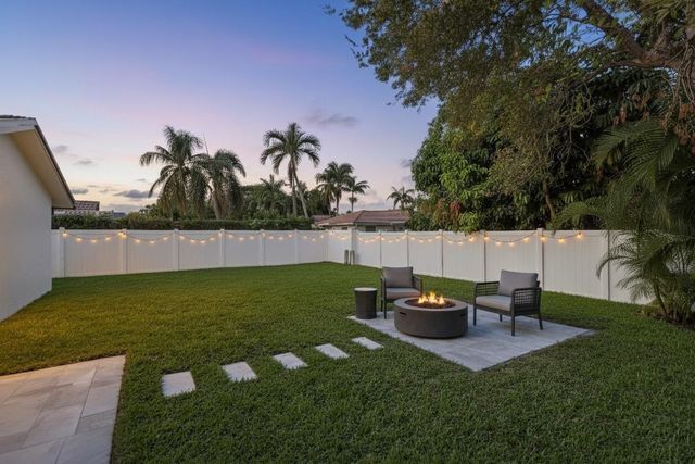 979 NW 8th Street, Boca Raton, FL 33486