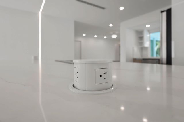 979 NW 8th Street, Boca Raton, FL 33486