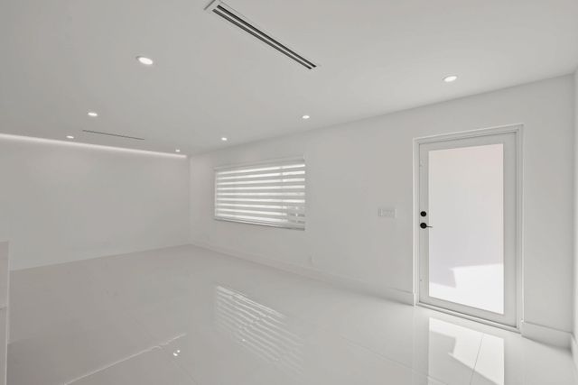 979 NW 8th Street, Boca Raton, FL 33486