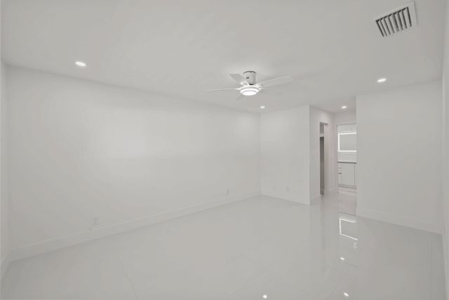 979 NW 8th Street, Boca Raton, FL 33486