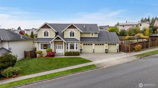 2724 74th Drive NE, Marysville, WA 98270