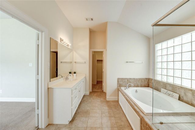 3721 Main Poplar Drive, Houston, TX 77025