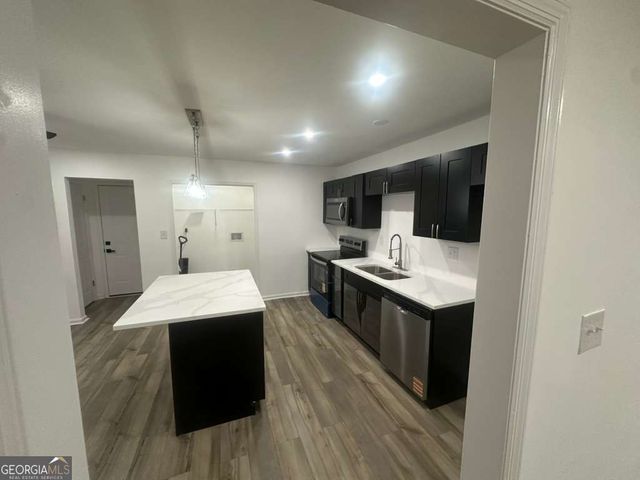 1411 Fairview Drive, Stockbridge, GA 30281