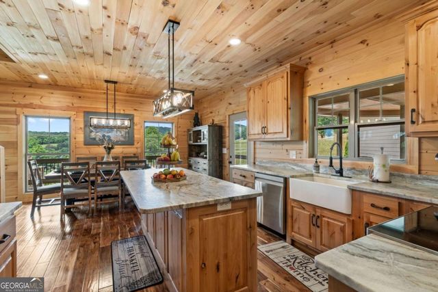167 Big Valley Overlook, Morganton, GA 30560