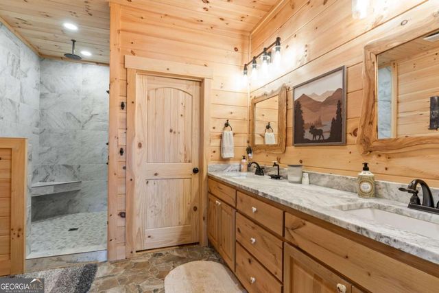 167 Big Valley Overlook, Morganton, GA 30560