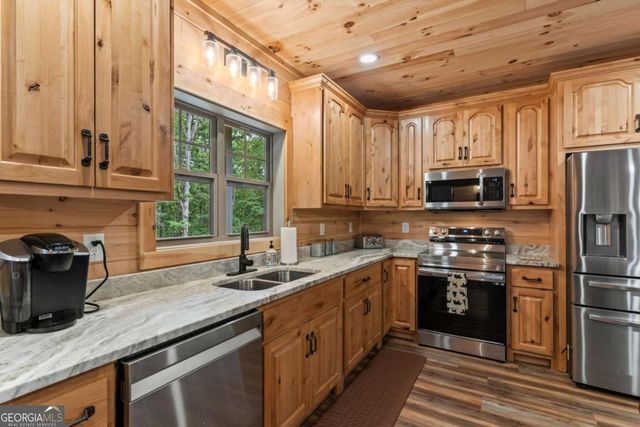 167 Big Valley Overlook, Morganton, GA 30560
