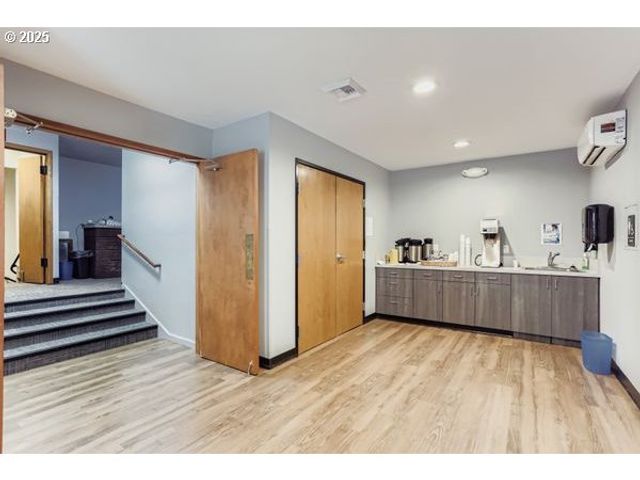 24353 S RIDGE Rd, Beavercreek, OR 97004