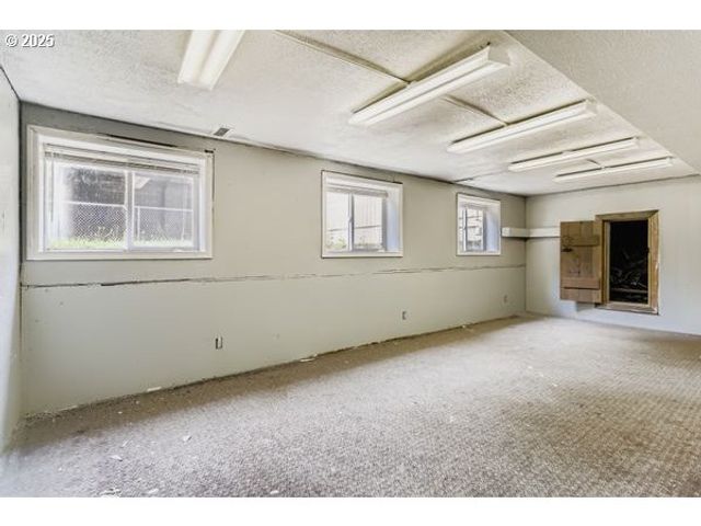 24353 S RIDGE Rd, Beavercreek, OR 97004