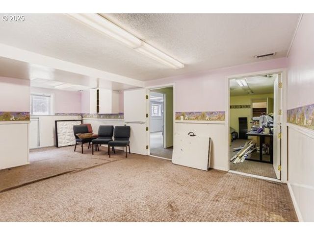 24353 S RIDGE Rd, Beavercreek, OR 97004