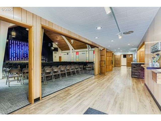 24353 S RIDGE Rd, Beavercreek, OR 97004