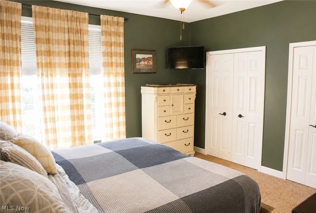 8700 Wakefield Run, North Ridgeville, OH 44039
