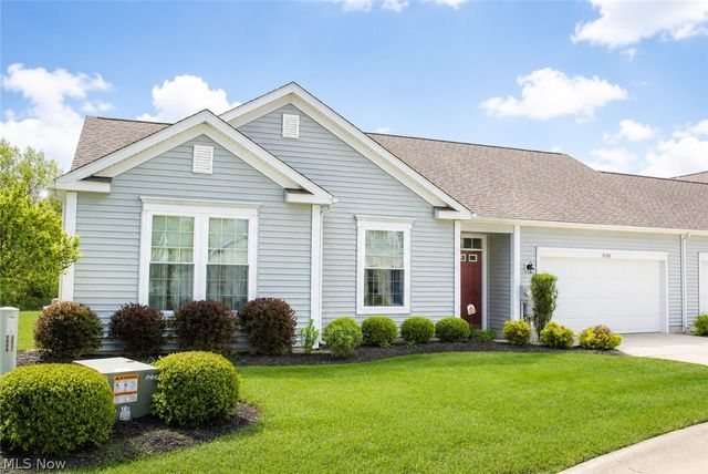 8700 Wakefield Run, North Ridgeville, OH 44039