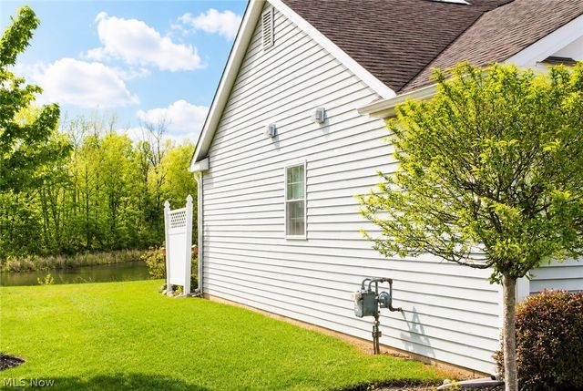 8700 Wakefield Run, North Ridgeville, OH 44039