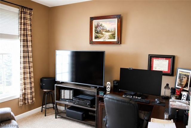 8700 Wakefield Run, North Ridgeville, OH 44039