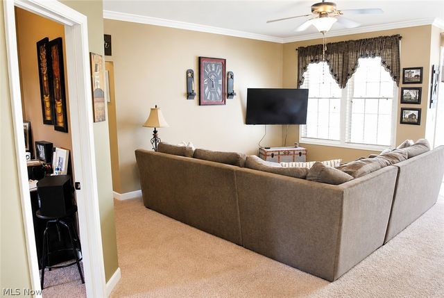 8700 Wakefield Run, North Ridgeville, OH 44039