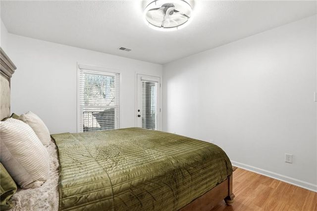 4013 Lake Pointe Circle, Roswell, GA 30075