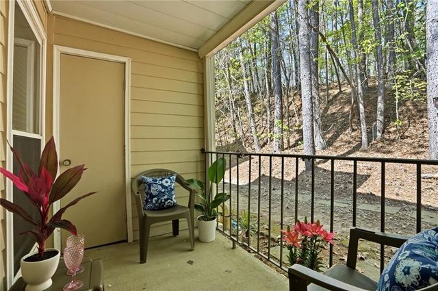 4013 Lake Pointe Circle, Roswell, GA 30075