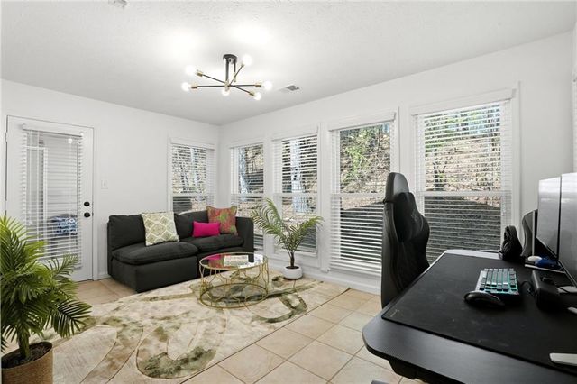 4013 Lake Pointe Circle, Roswell, GA 30075