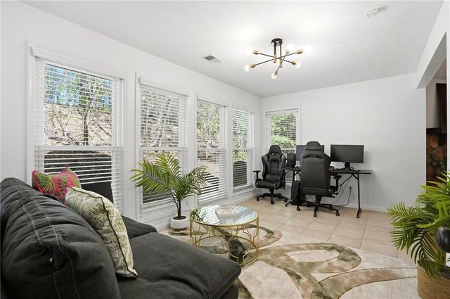 4013 Lake Pointe Circle, Roswell, GA 30075