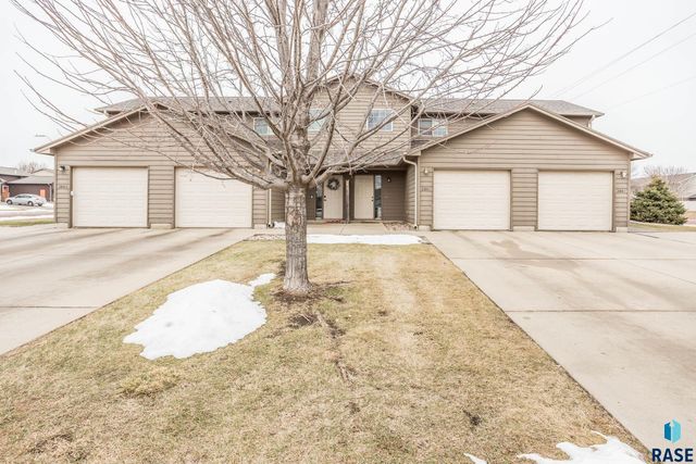 3865 N Galaxy Ln Lane, Sioux Falls, SD 57107