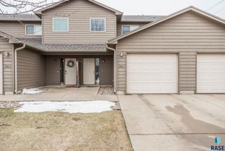 3865 N Galaxy Ln Lane, Sioux Falls, SD 57107