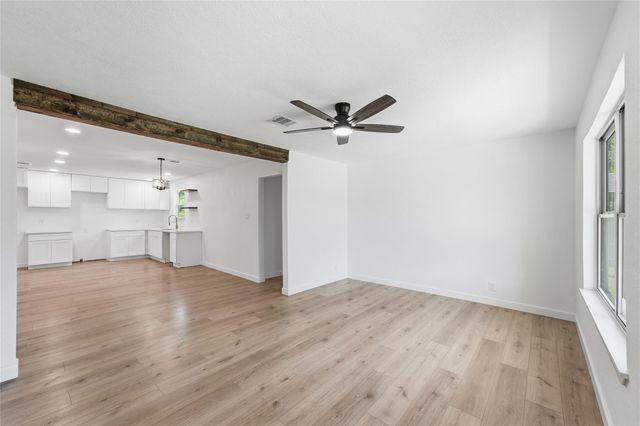 7429 W Knoll Street, Houston, TX 77028
