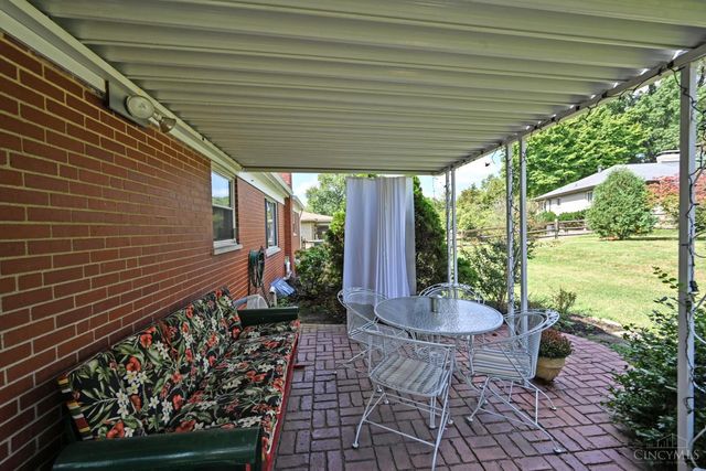 2974 Westbrook Drive, Cincinnati, OH 45238