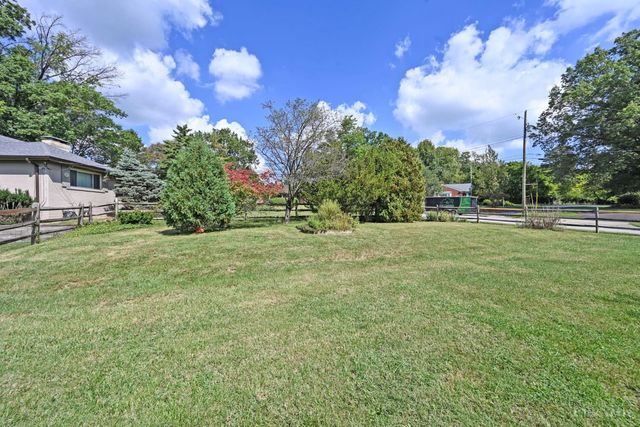 2974 Westbrook Drive, Cincinnati, OH 45238