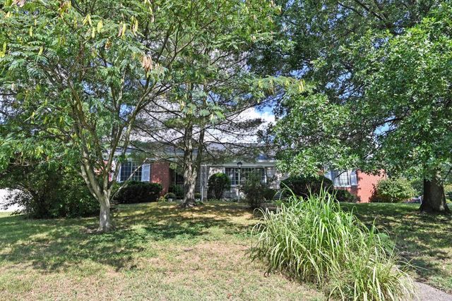 2974 Westbrook Drive, Cincinnati, OH 45238