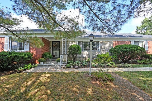 2974 Westbrook Drive, Cincinnati, OH 45238