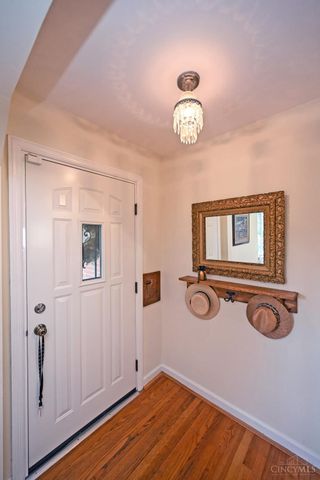 2974 Westbrook Drive, Cincinnati, OH 45238