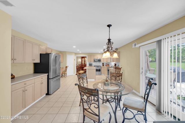 7 Seaman Road, Freehold, NJ 07728