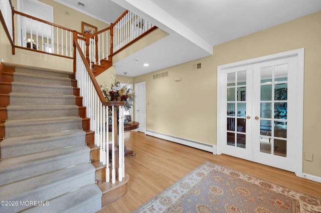 7 Seaman Road, Freehold, NJ 07728