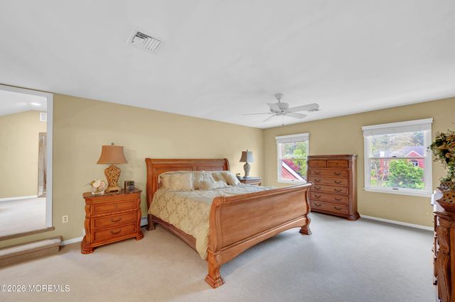 7 Seaman Road, Freehold, NJ 07728