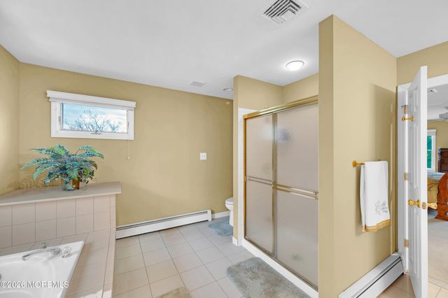 7 Seaman Road, Freehold, NJ 07728