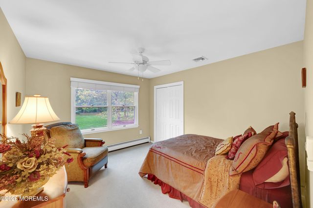 7 Seaman Road, Freehold, NJ 07728