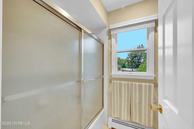 7 Seaman Road, Freehold, NJ 07728