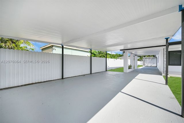 721 Atlantic Ave, Opa Locka, FL 33054