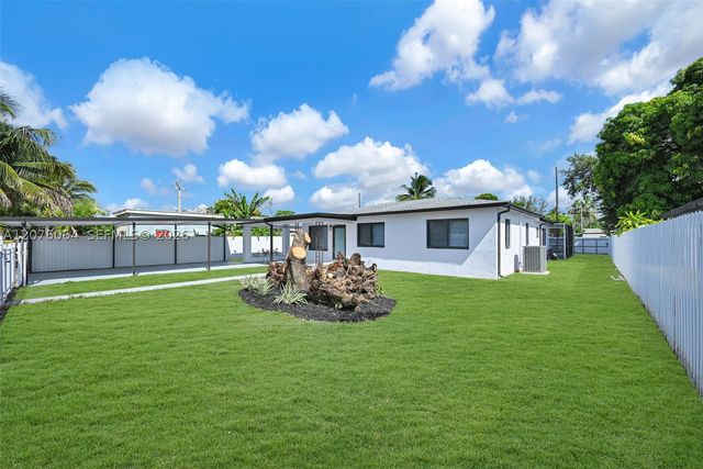 721 Atlantic Ave, Opa Locka, FL 33054