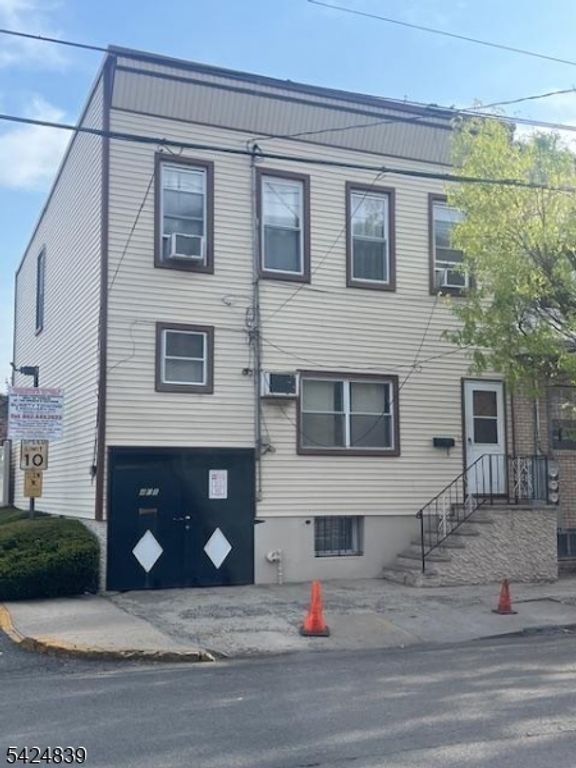 408 Chestnut Street, Newark City, NJ 07105